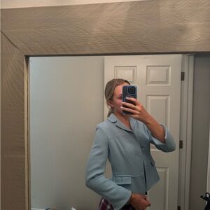 ADORABLE blazer